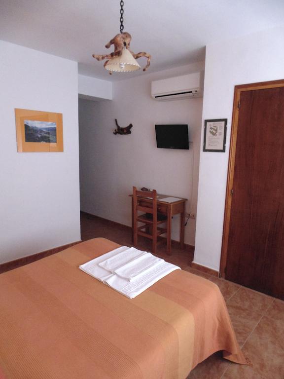 Hostal Rio Mundo Riópar Oda fotoğraf